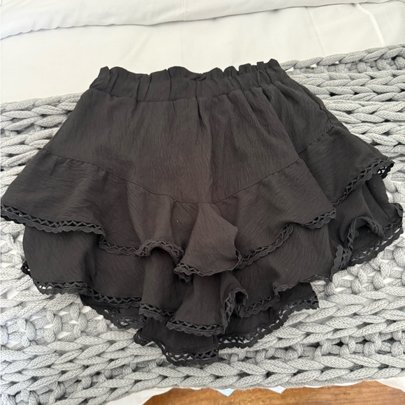 Bundle of 2 High-Quality Skorts (Black & White Lace) – EUC - Picture 3 of 6